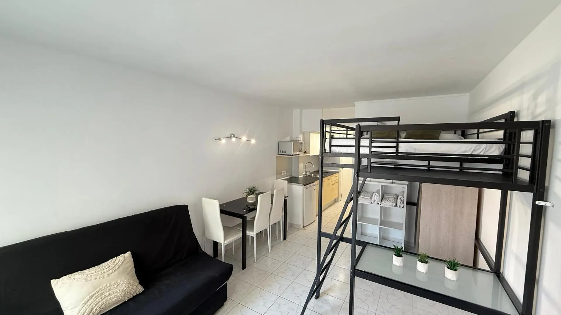 Apartmán Agi Estrella De Mar Roses Španělsko