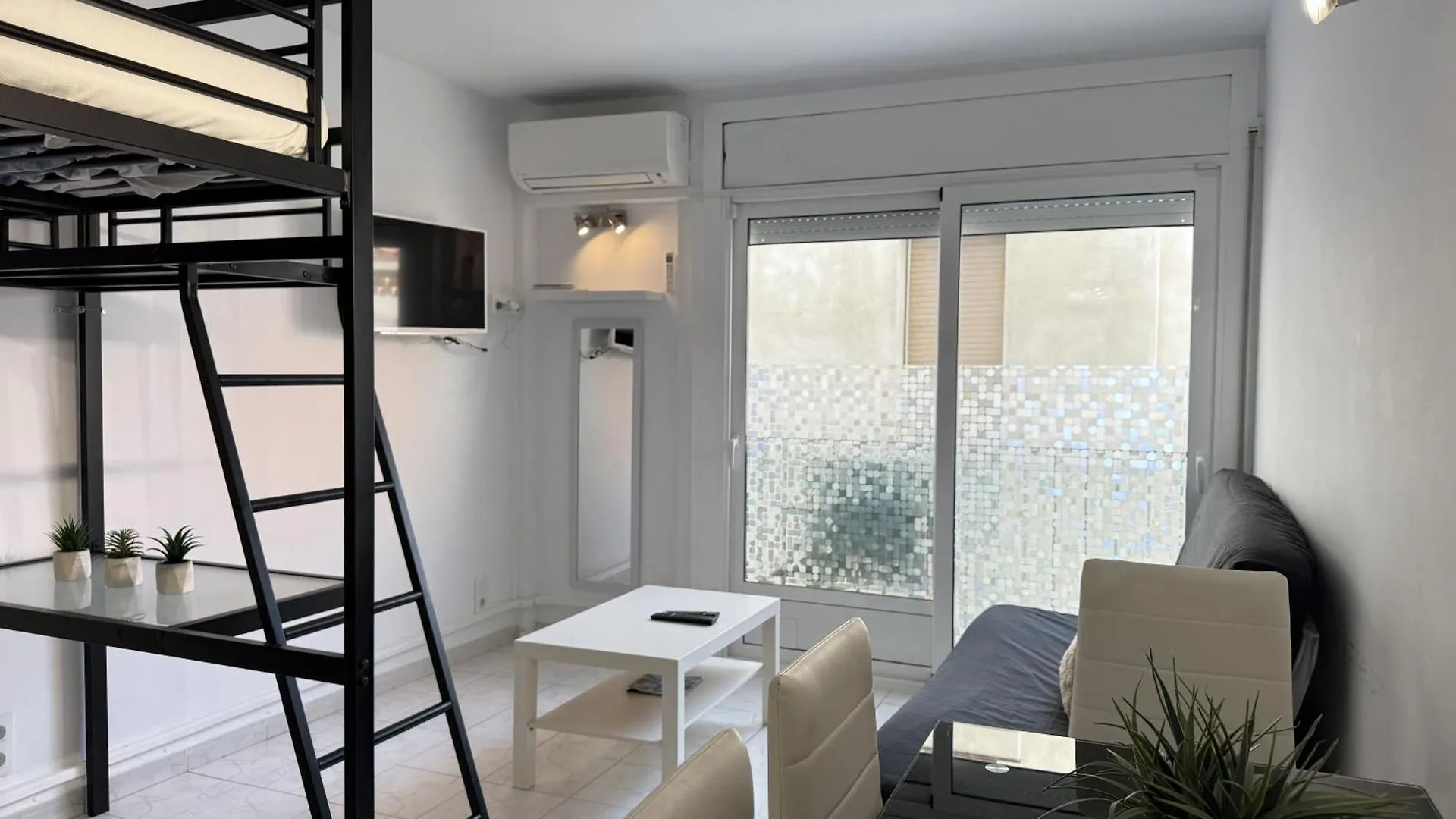 Apartmán Agi Estrella De Mar Roses